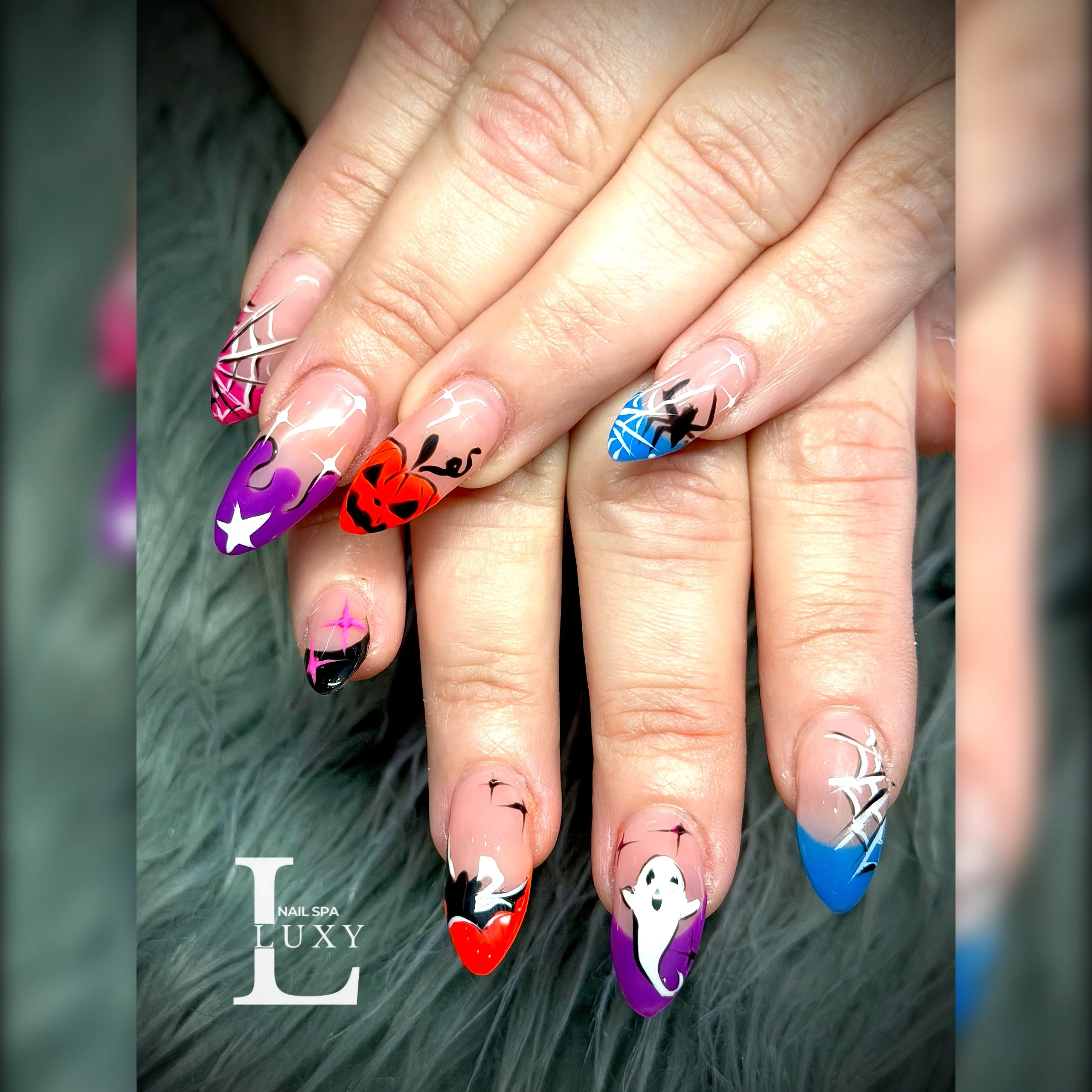 Halloween Nail Art Oct 20 2026